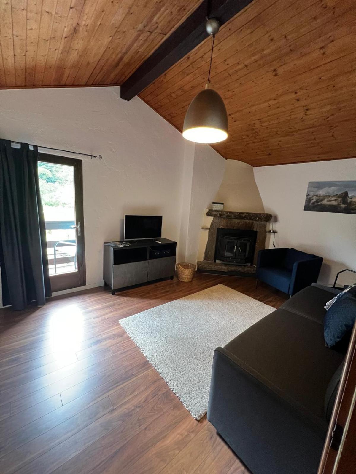 Rustico Efrina, Neu Renoviert Vila Frasco Exterior foto